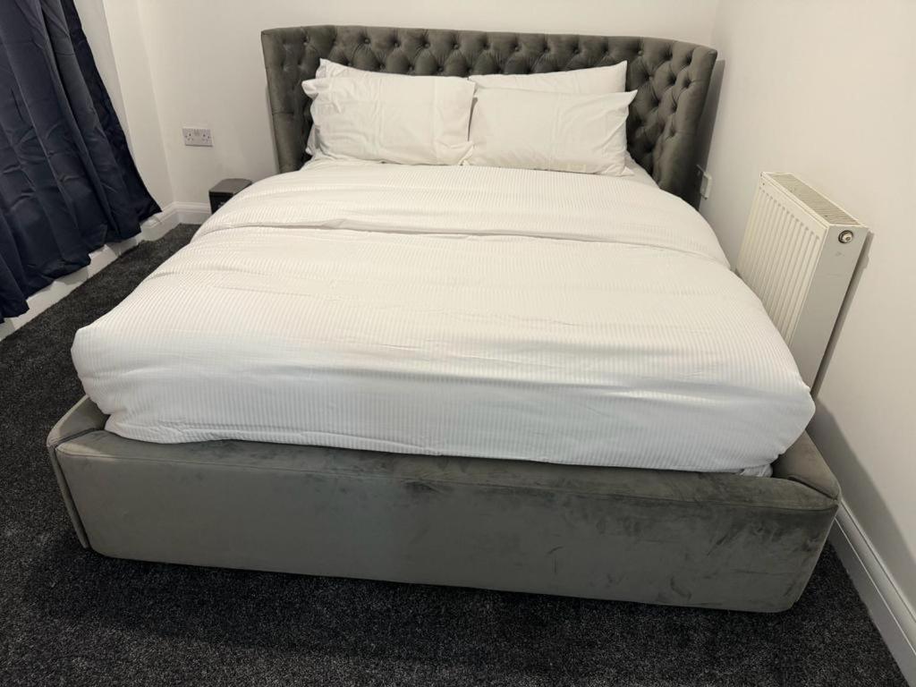 Luxury Apartment Dagenham